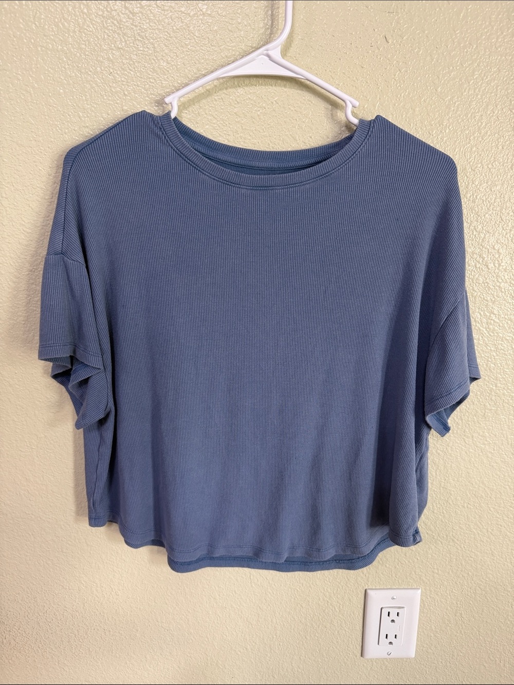 American Eagle Outfitters Soft & Sext Short Sleeve Tee - Dusty Blue